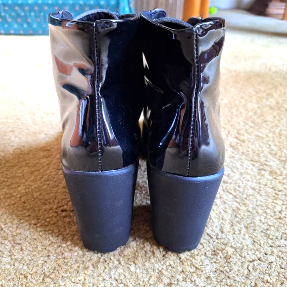 Black Witchy Boots - Picture 6 of 8